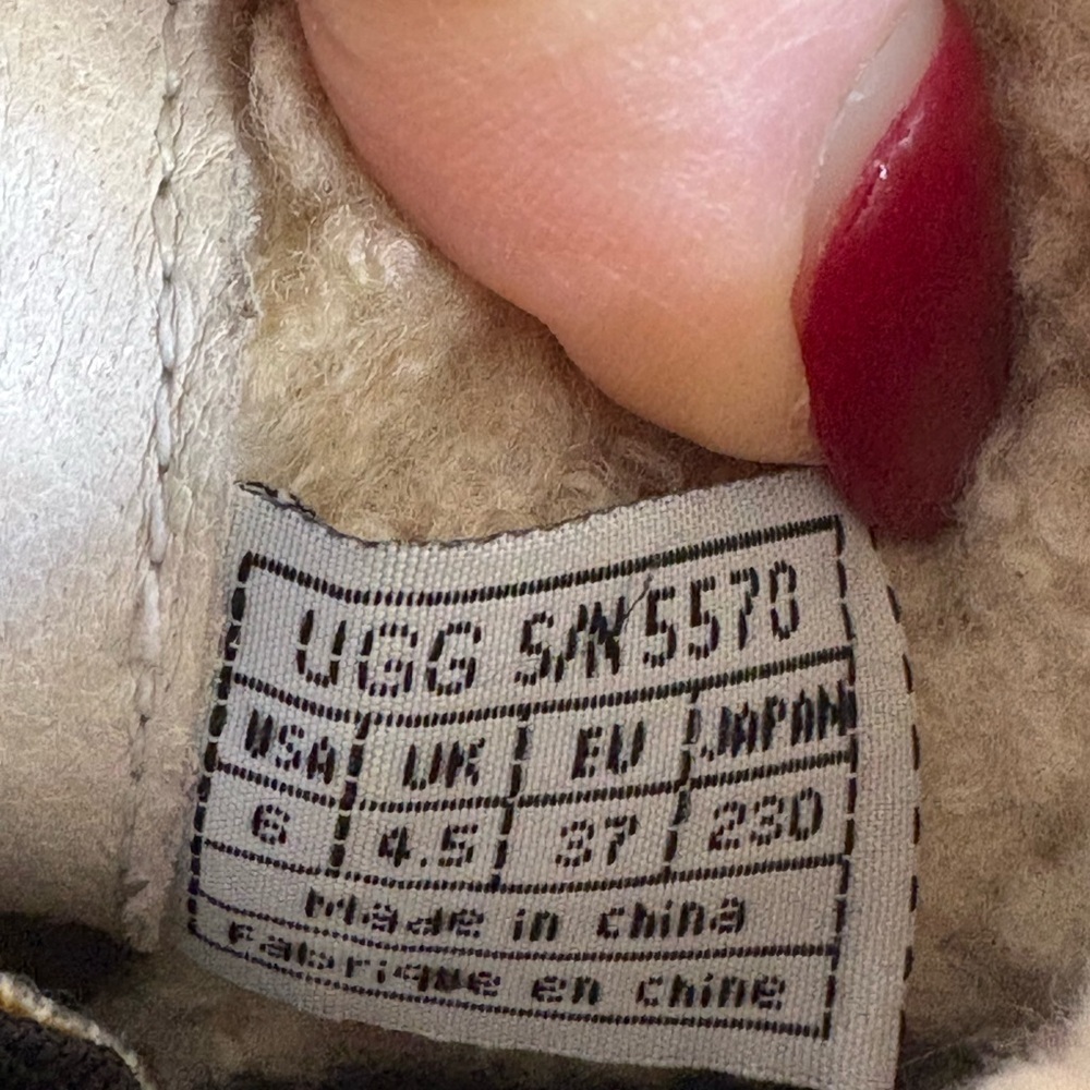 UGG Australia  Brown Fur-Lined ankle Boots size 6 preloved like new - Picture 10 of 10